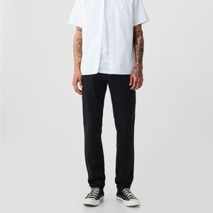 Gap, khaki pants with pockets